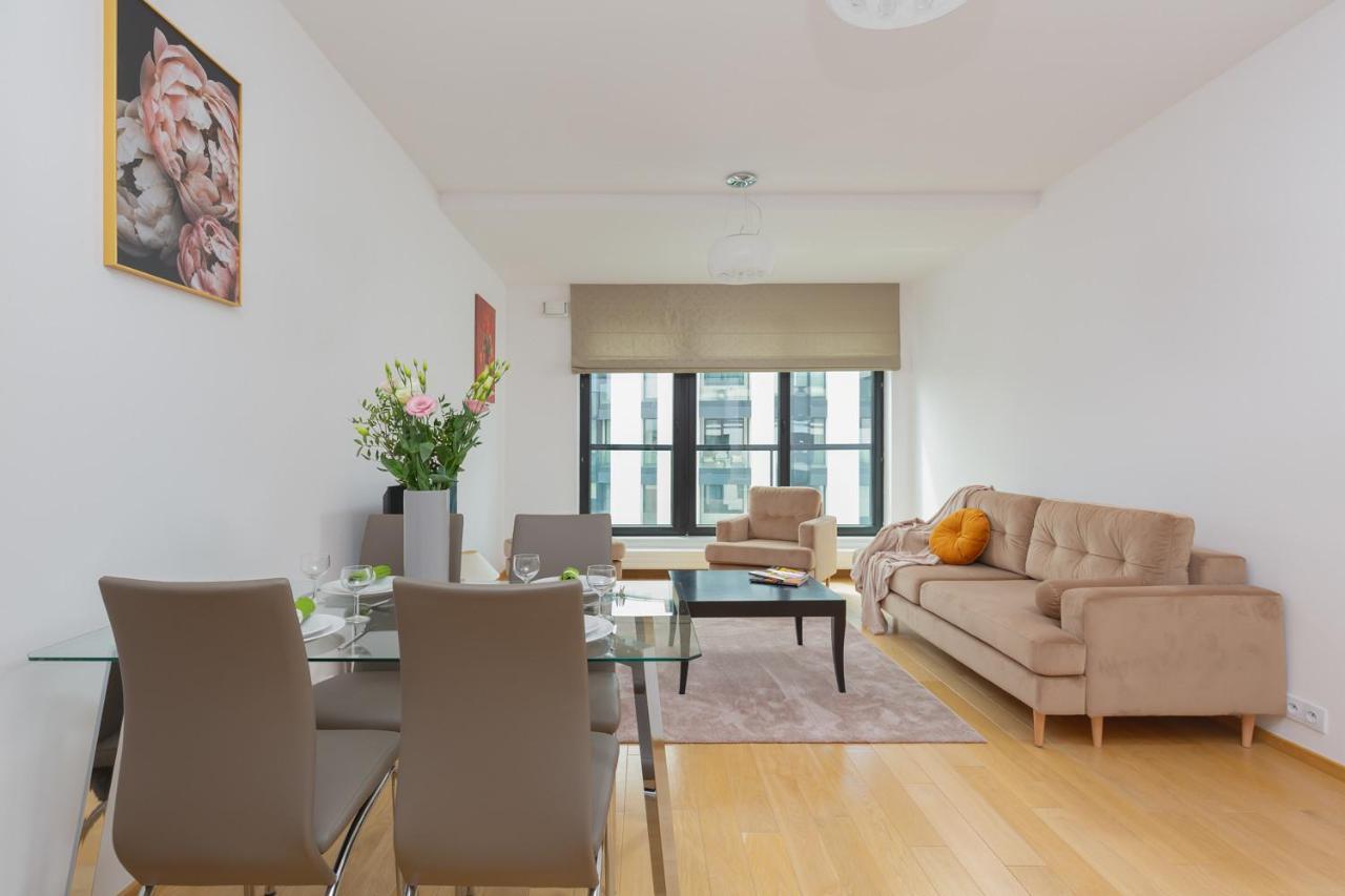 Dzielna Apartment Warsaw Wola By Noclegi Renters Zewnętrze zdjęcie